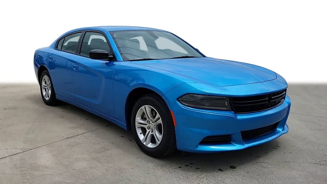 2023 Dodge Charger SXT 2