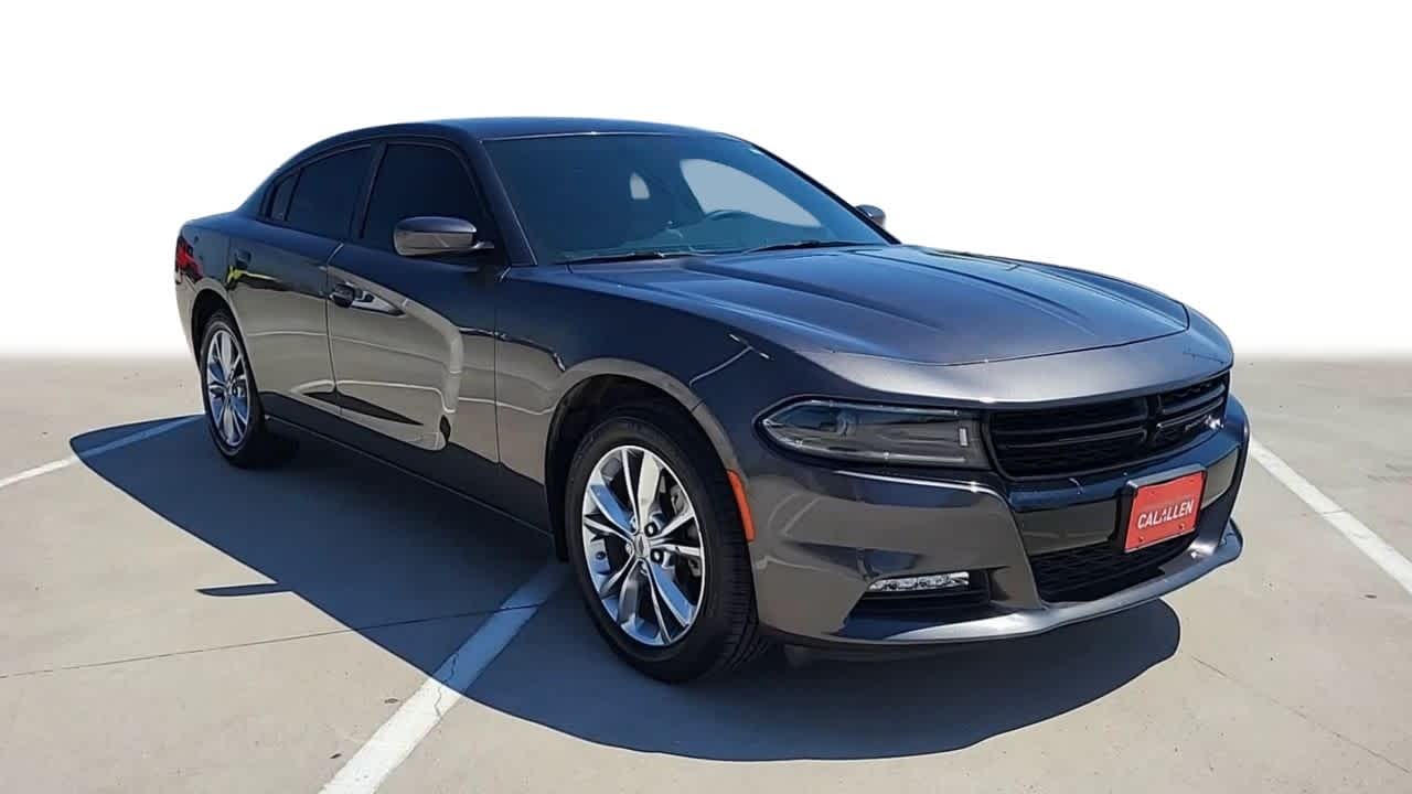 2022 Dodge Charger SXT 2