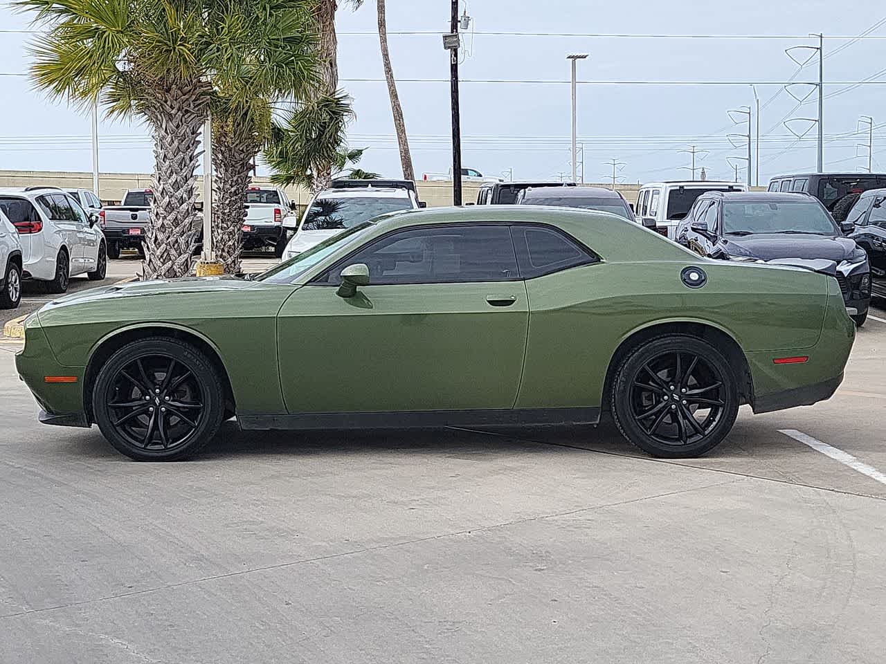 2018 Dodge Challenger SXT 11