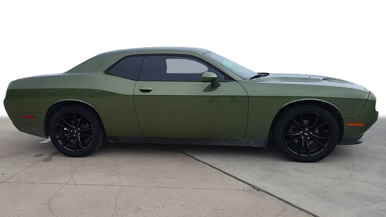 2018 Dodge Challenger SXT 9