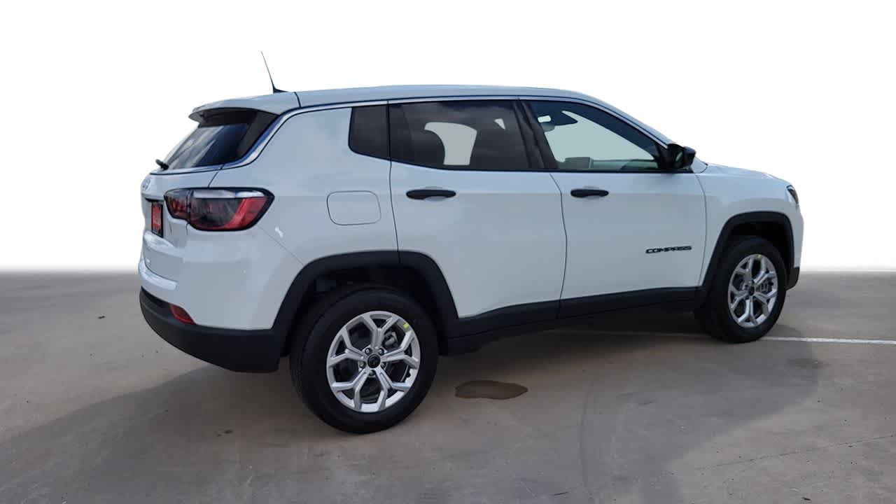 2025 Jeep Compass Sport 8