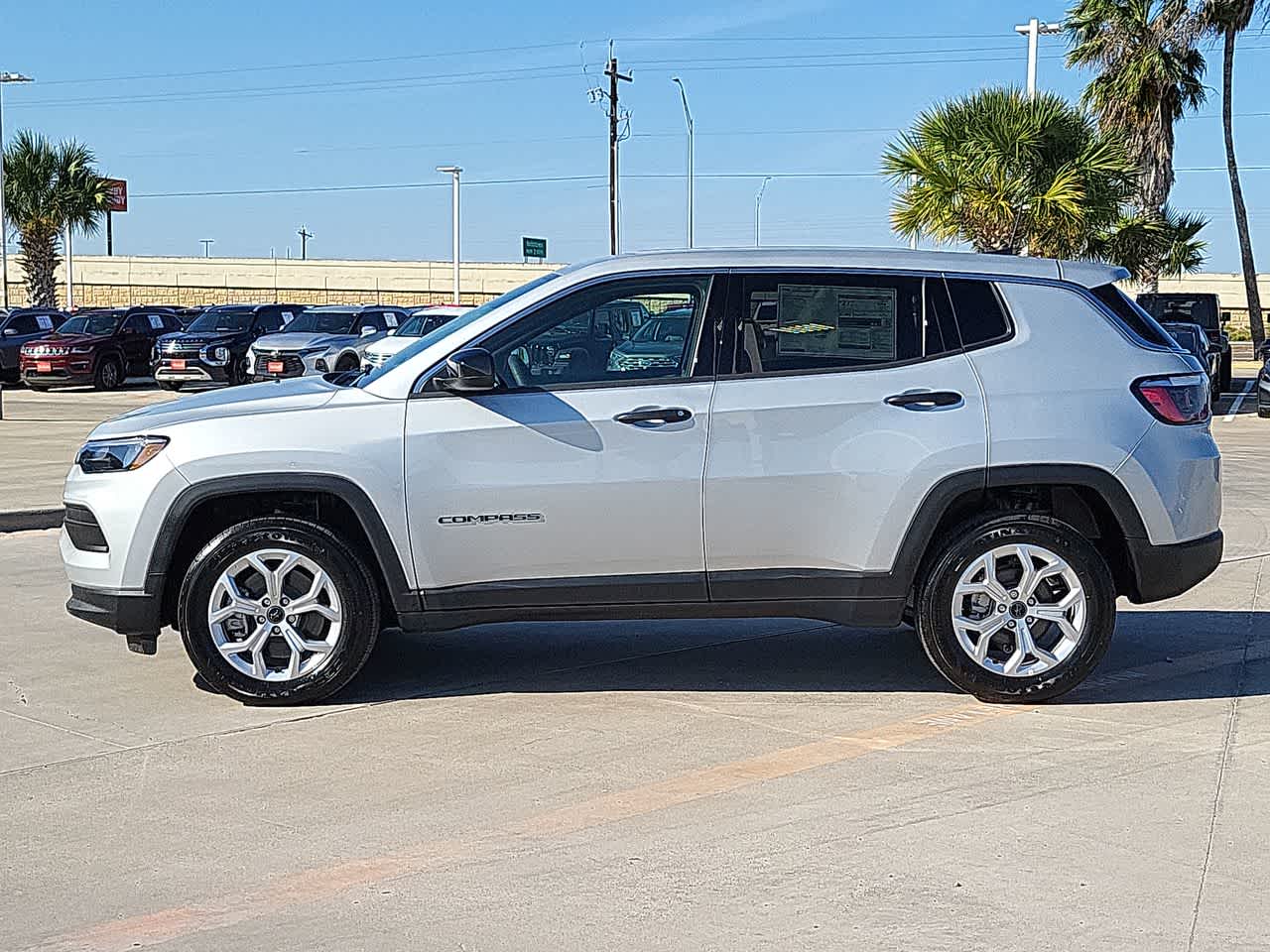 2025 Jeep Compass Sport 11