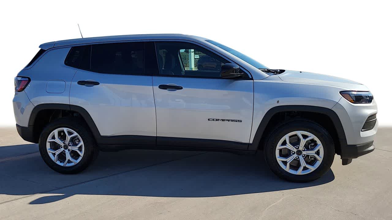 2025 Jeep Compass Sport 9