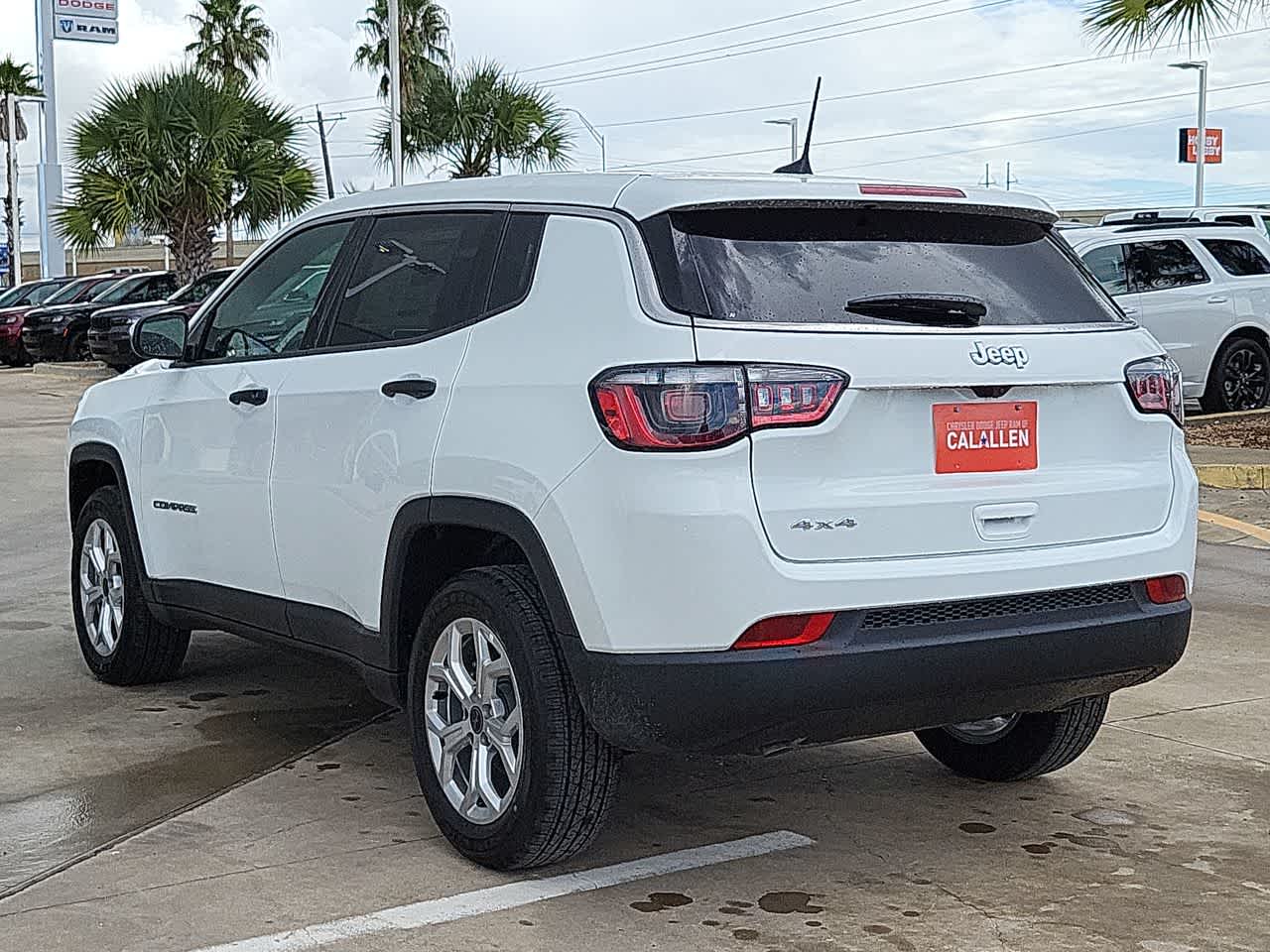 2025 Jeep Compass Sport 12