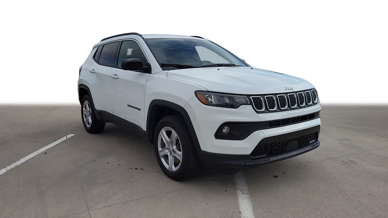 2023 Jeep Compass Latitude 2