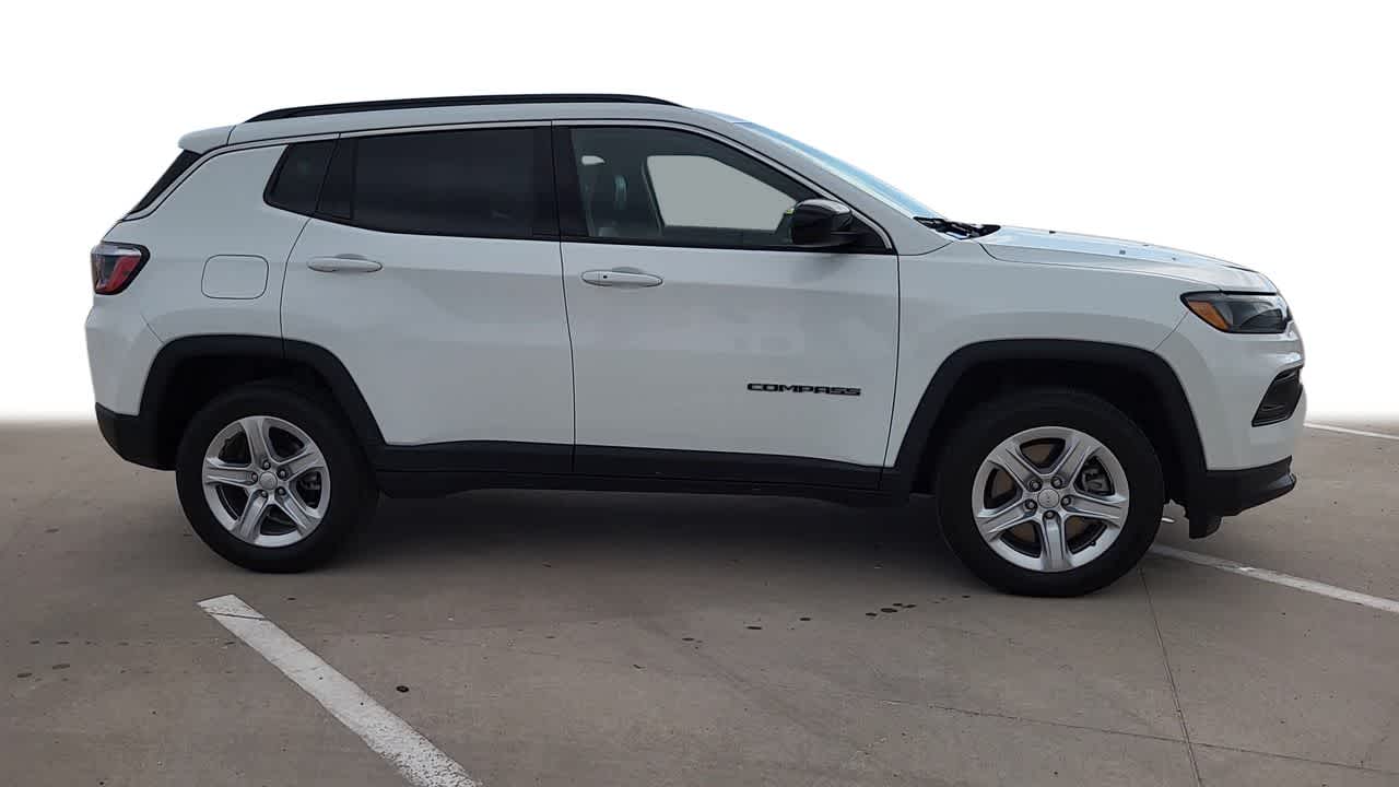 2023 Jeep Compass Latitude 9