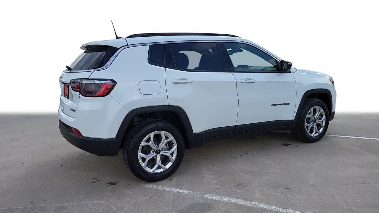 2025 Jeep Compass Latitude 8