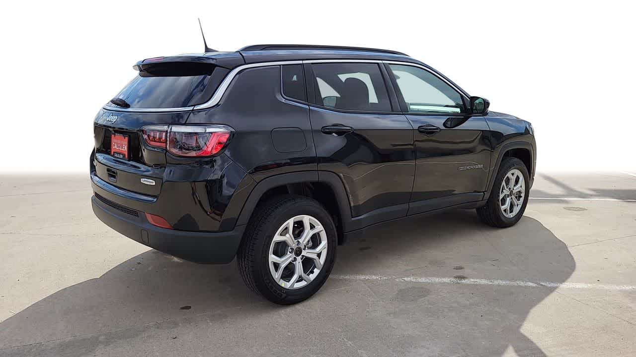 2025 Jeep Compass Latitude 8