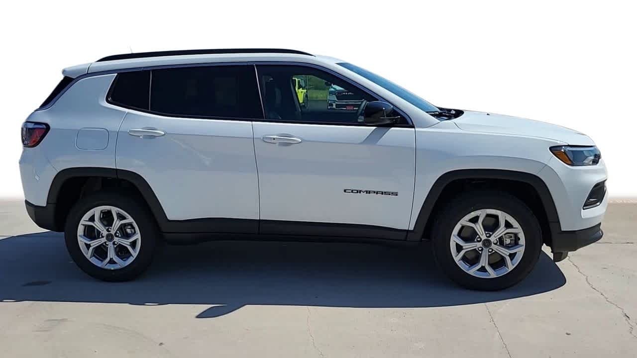 2025 Jeep Compass Latitude 9