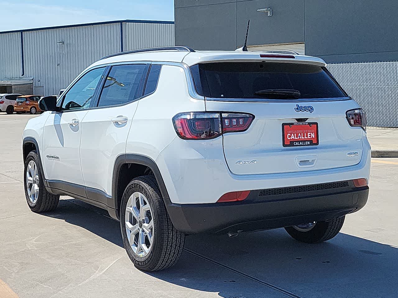 2025 Jeep Compass Latitude 12