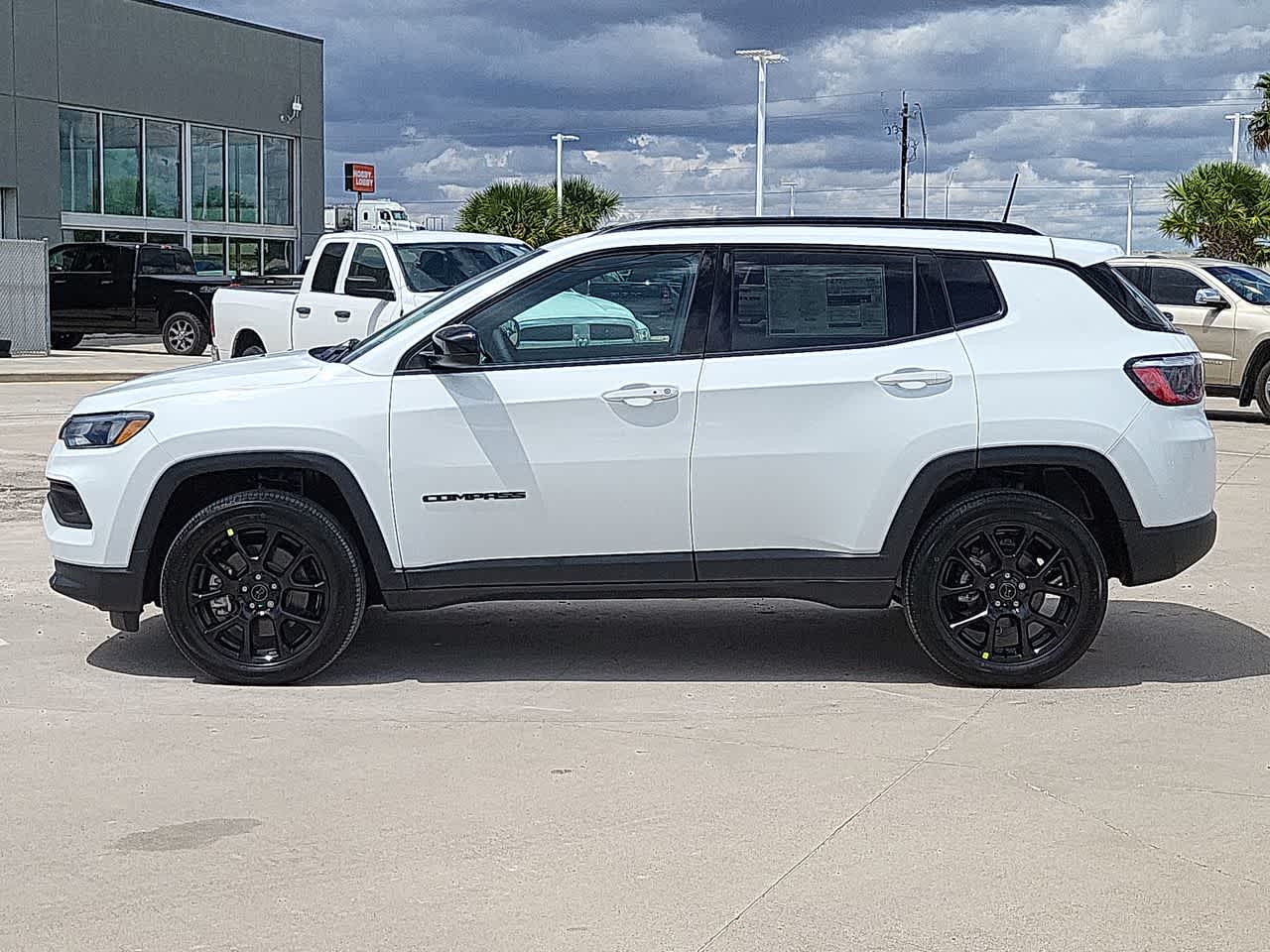 2025 Jeep Compass Latitude 11