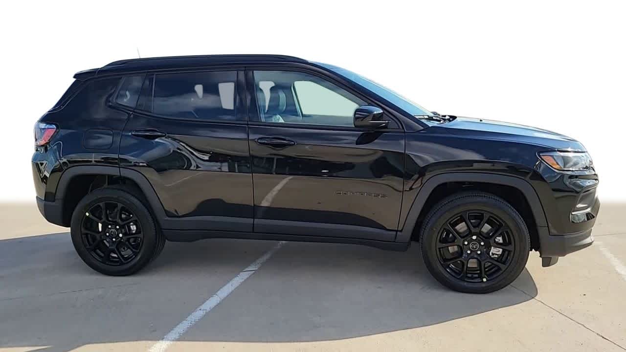 2025 Jeep Compass Latitude 9