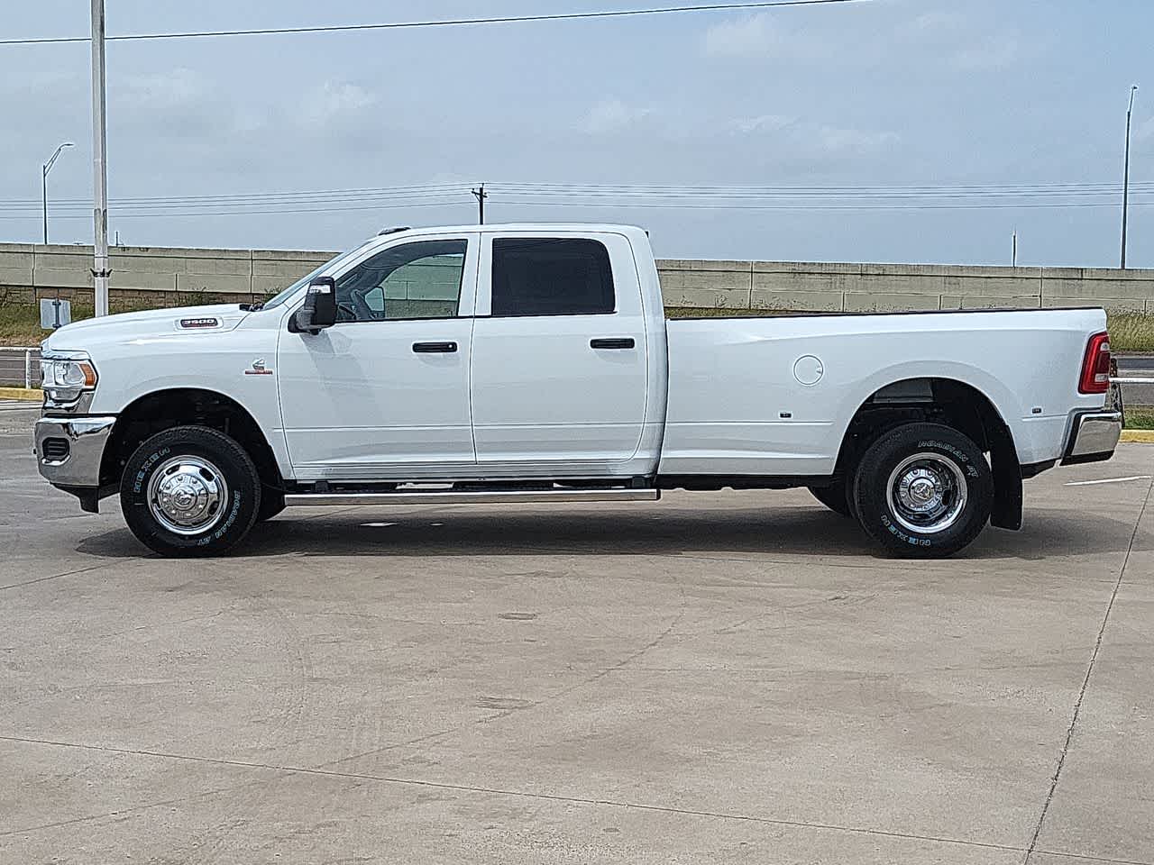 2024 Ram 3500 Tradesman 4x4 Crew Cab 8 Box 11