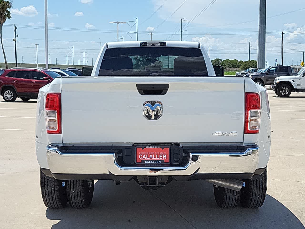 2024 Ram 3500 Tradesman 4x4 Crew Cab 8 Box 13