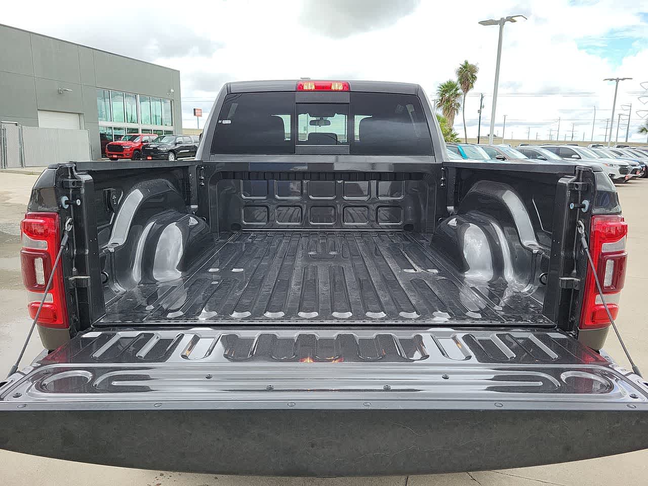 2024 Ram 2500 Tradesman 4x4 Crew Cab 64 Box 27