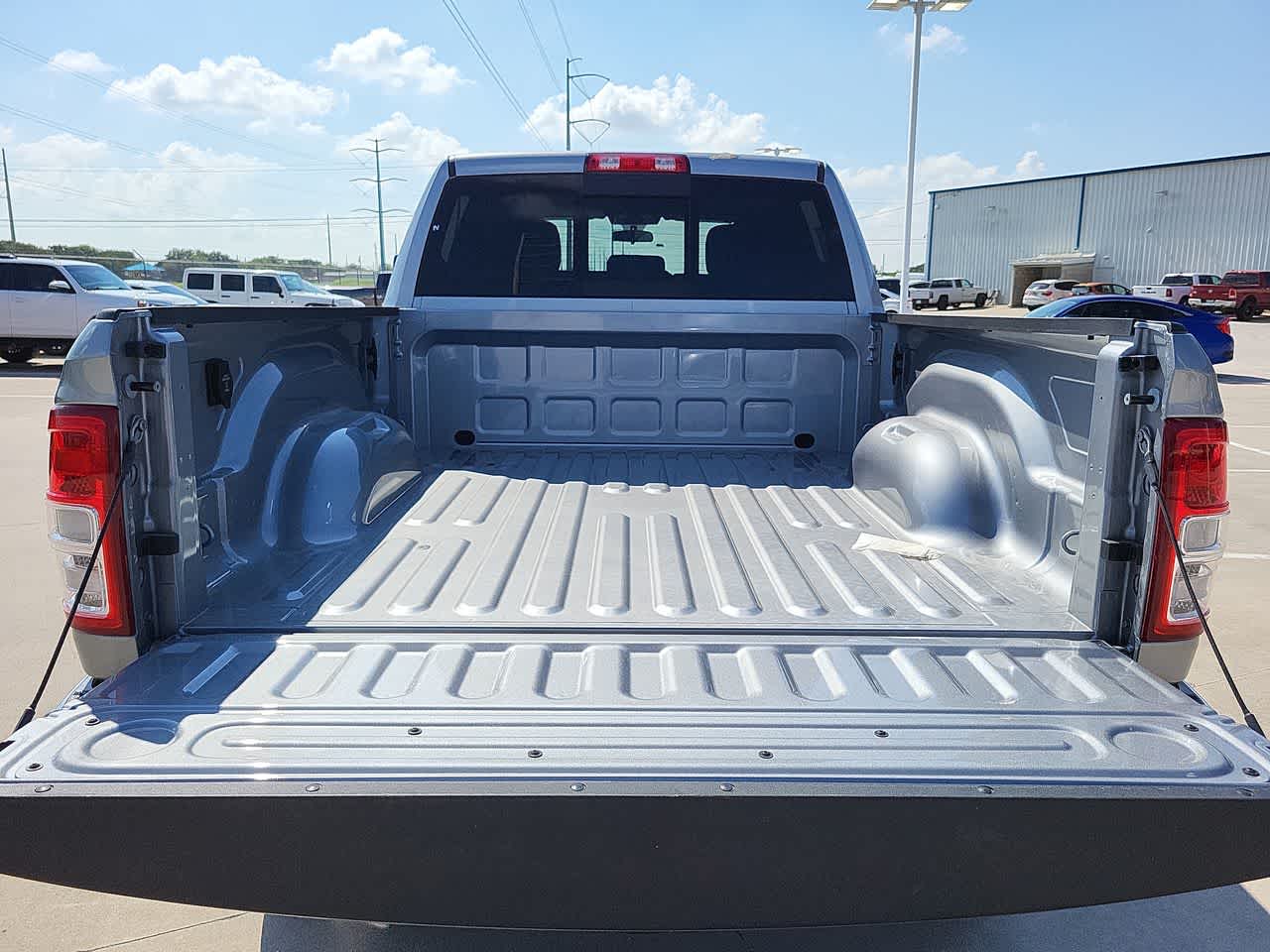 2024 Ram 2500 Tradesman 4x4 Crew Cab 64 Box 27