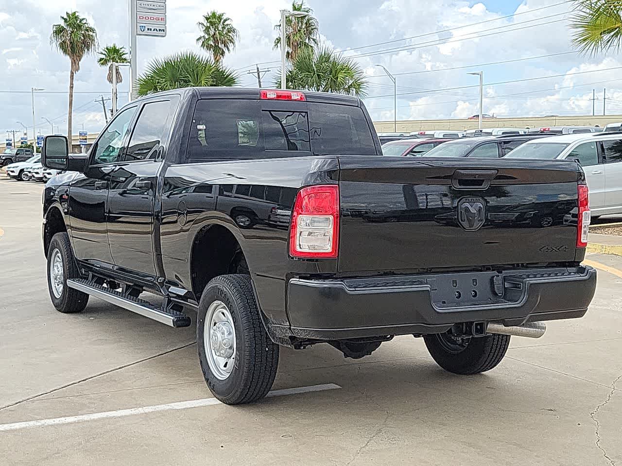 2024 Ram 2500 Tradesman 4x4 Crew Cab 64 Box 12