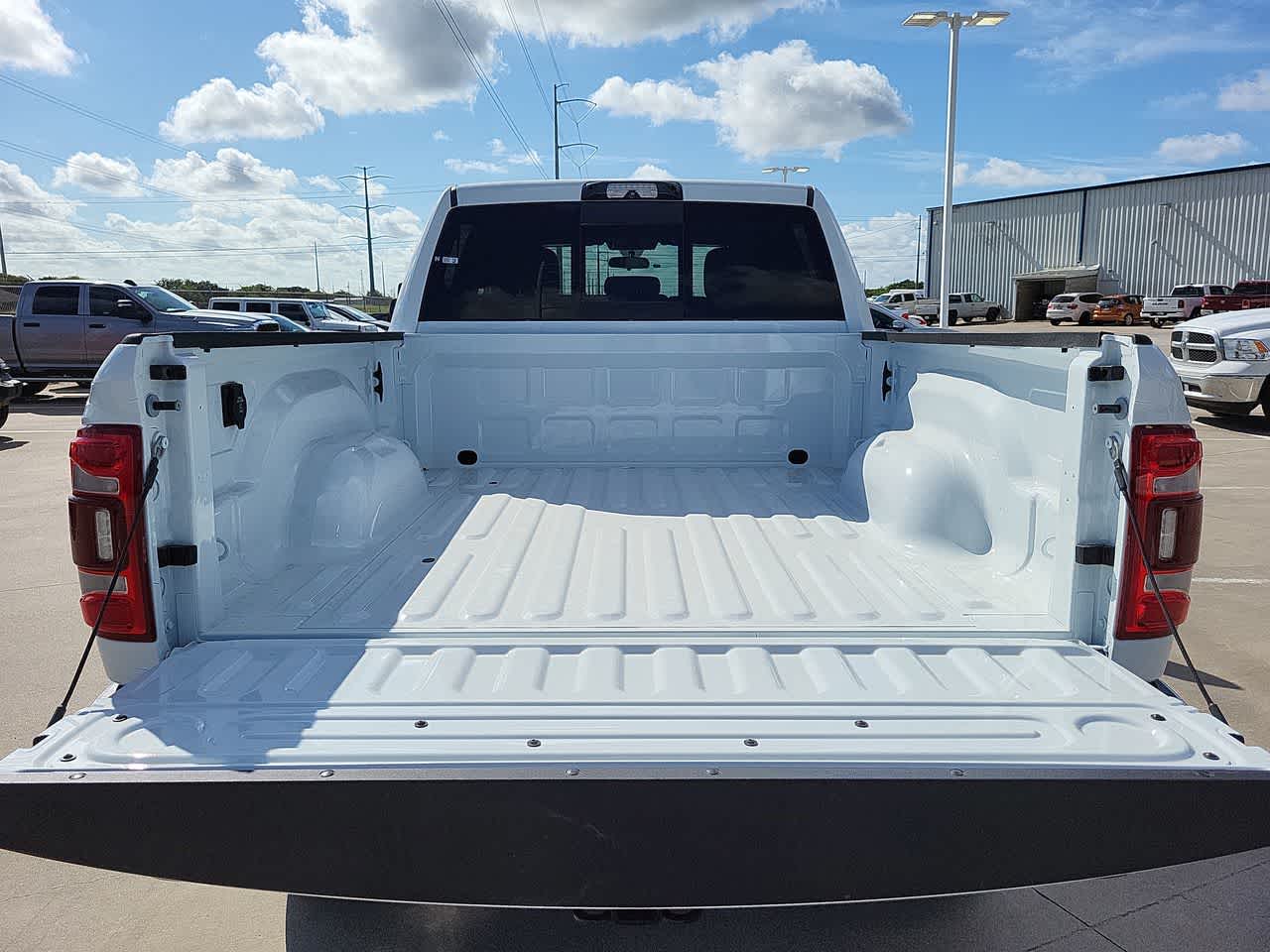 2024 Ram 2500 Tradesman 4x4 Crew Cab 64 Box 27