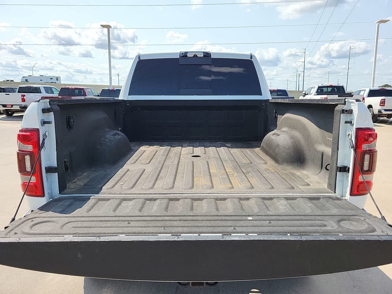 2022 Ram 2500 Laramie 4x4 Crew Cab 64 Box 27