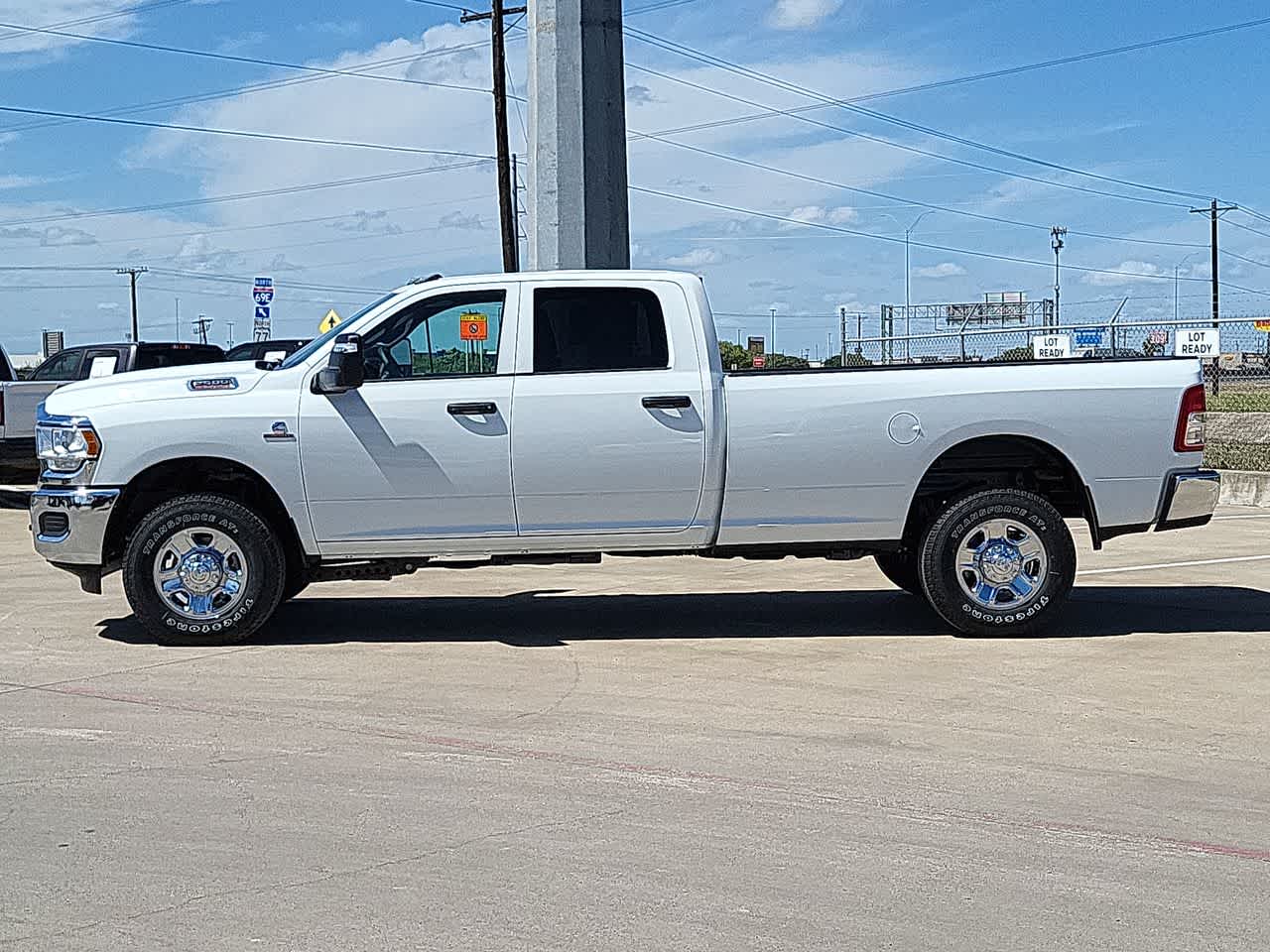 2024 Ram 2500 Tradesman 4x4 Crew Cab 8 Box 11