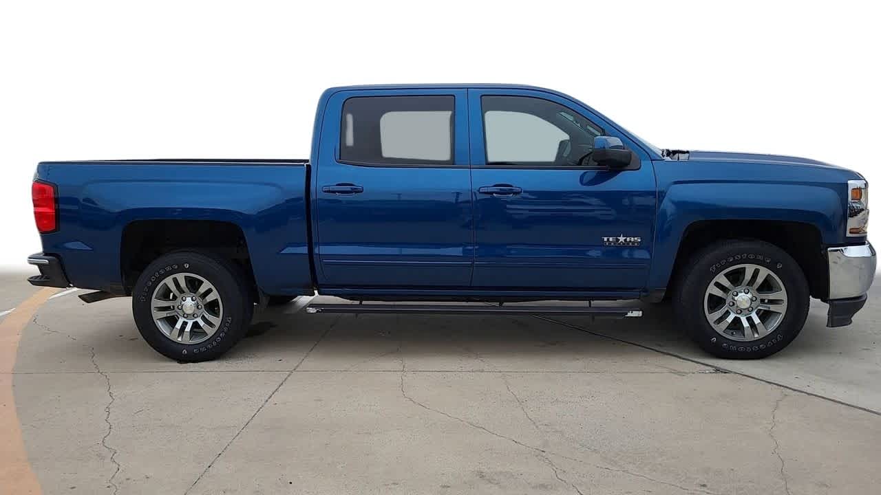 2018 Chevrolet Silverado 1500 LT 2WD Crew Cab 143.5 9