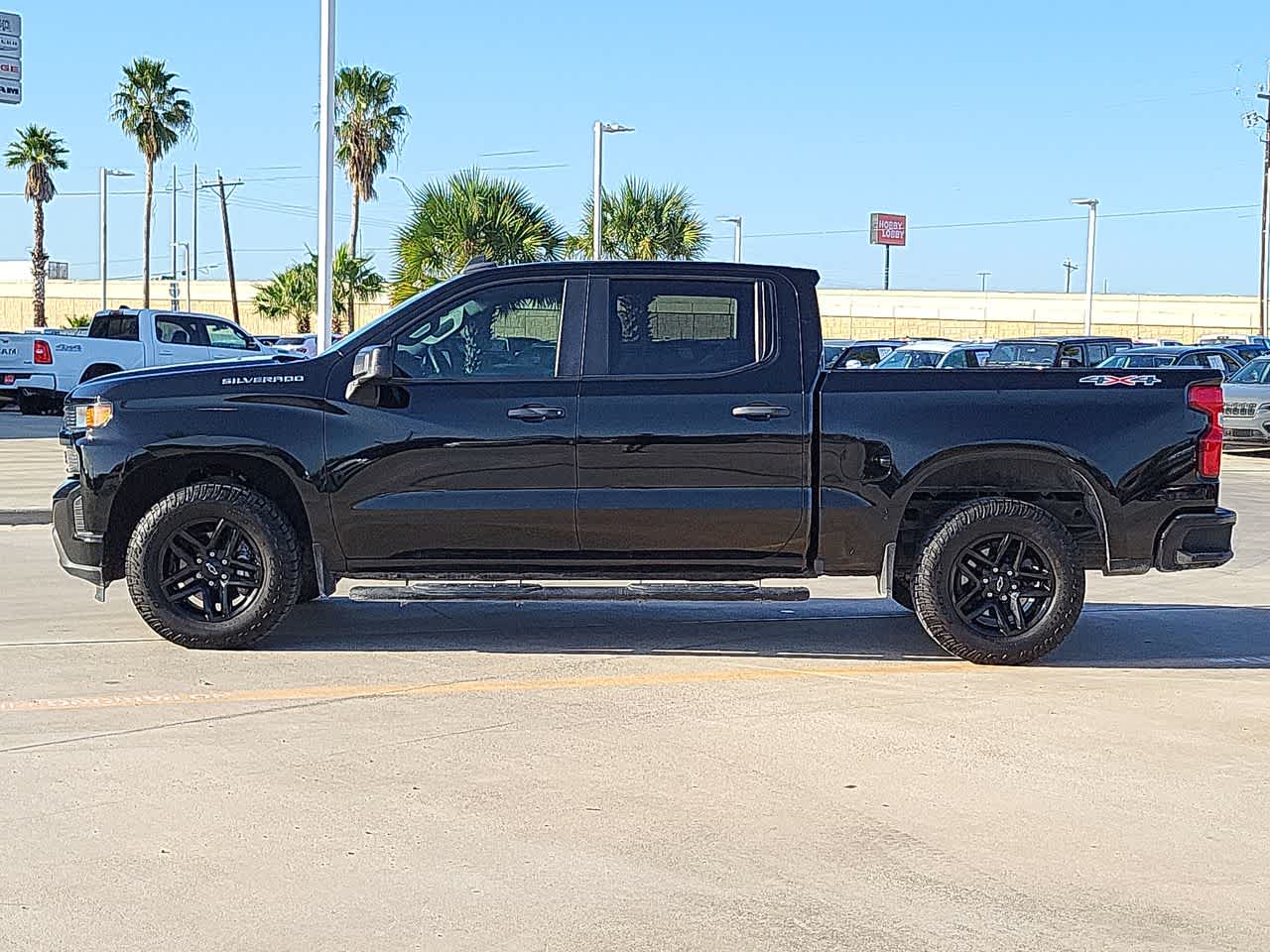 2021 Chevrolet Silverado 1500 Custom 4WD Crew Cab 147 11