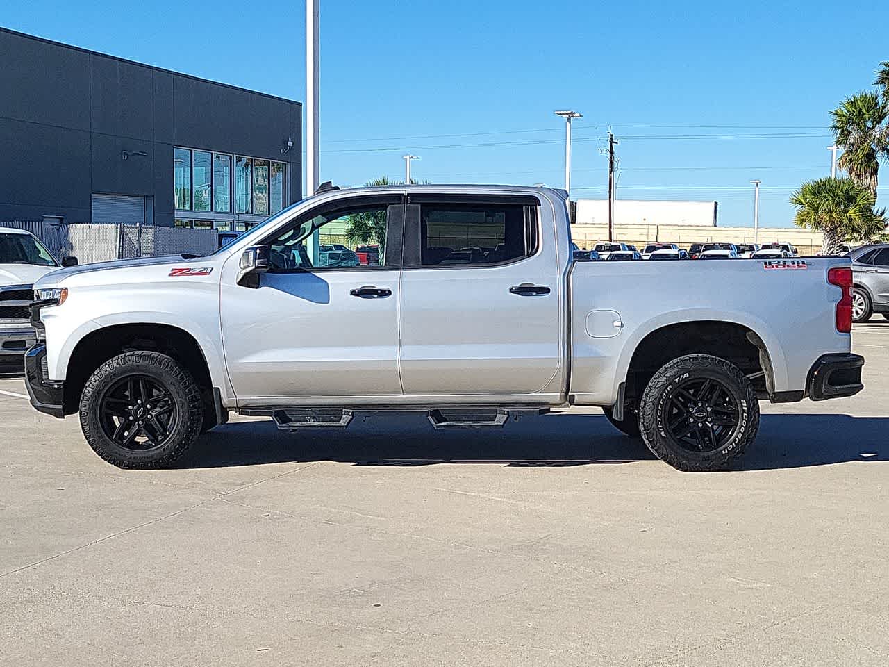 2021 Chevrolet Silverado 1500 LT Trail Boss 4WD Crew Cab 147 11