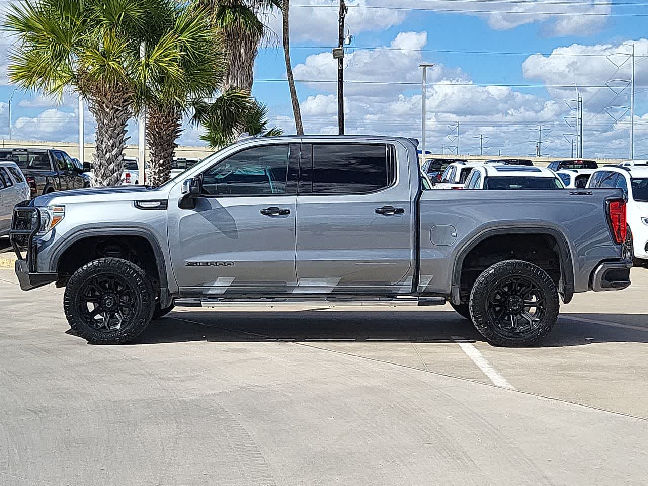 2020 GMC Sierra 1500 SLT 4WD Crew Cab 147 11