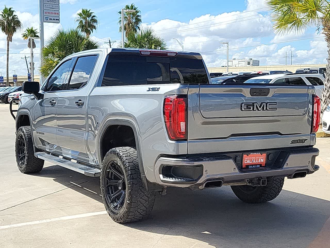 2020 GMC Sierra 1500 SLT 4WD Crew Cab 147 12