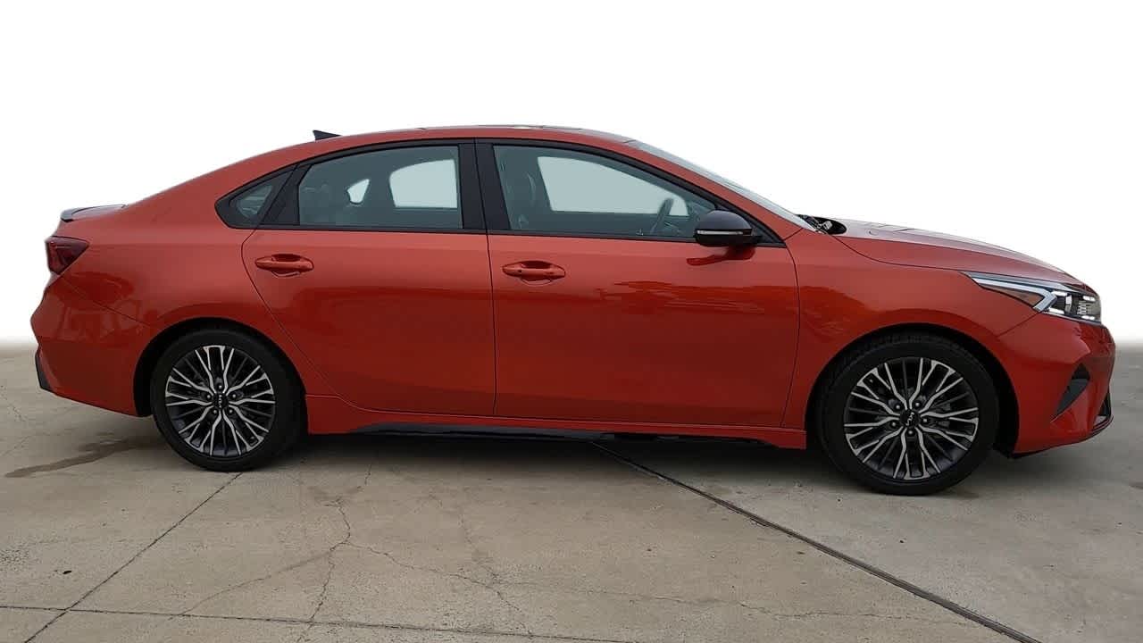 2022 Kia Forte GT-Line 9