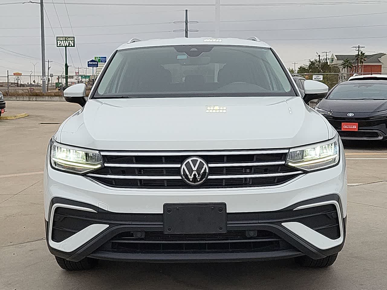 2022 Volkswagen Tiguan SE 14