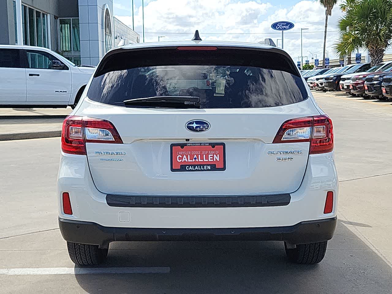 2017 Subaru Outback Touring 13