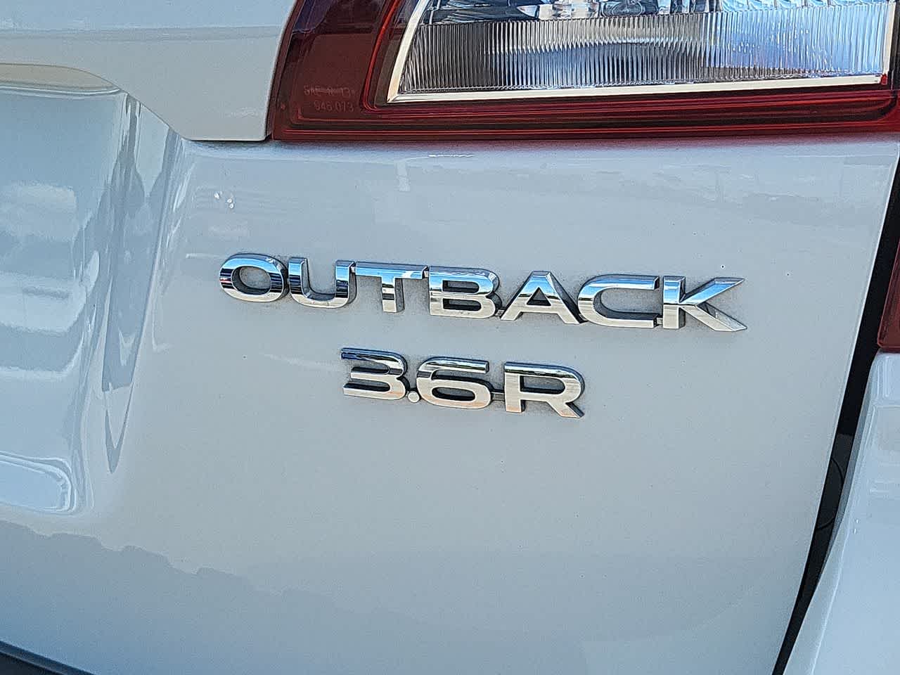 2017 Subaru Outback Touring 15