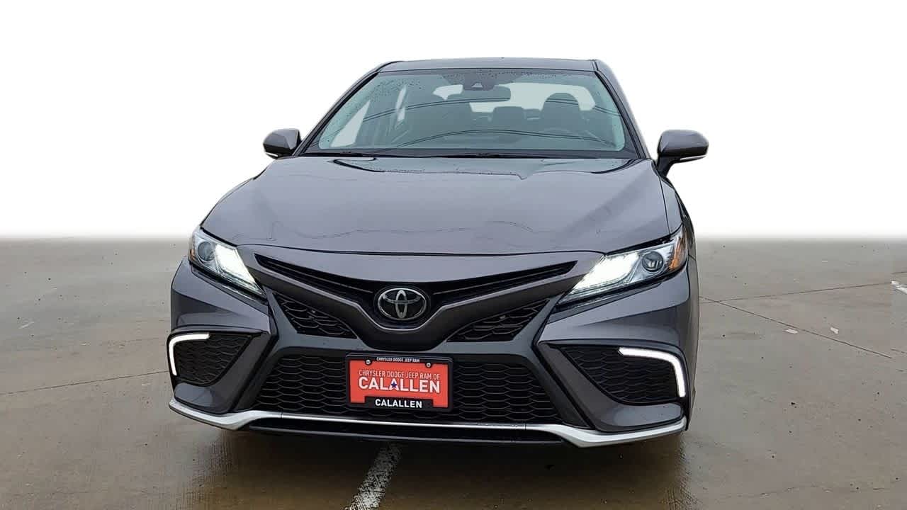 2023 Toyota Camry XSE 3