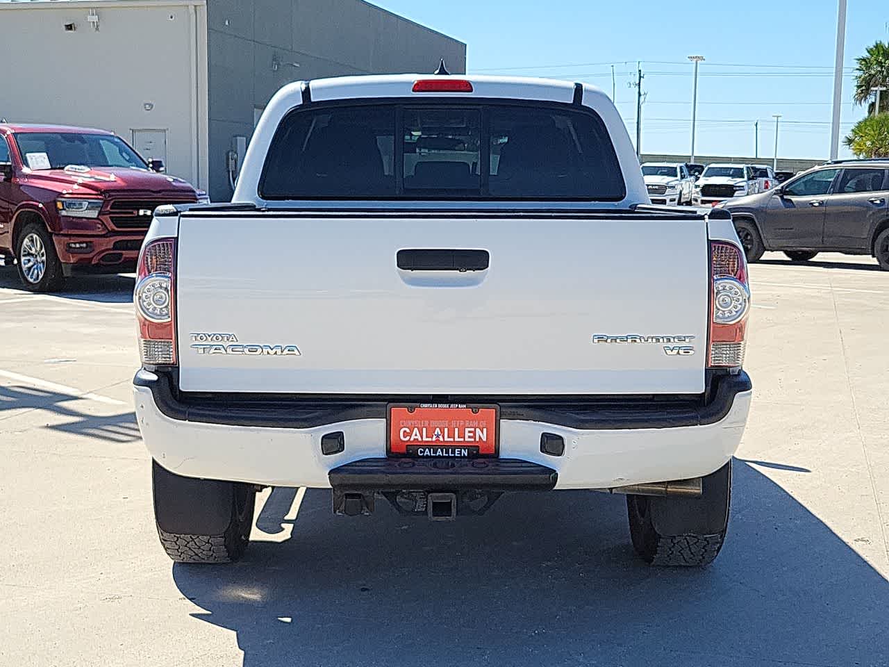 2015 Toyota Tacoma PreRunner 2WD Double Cab V6 AT 13