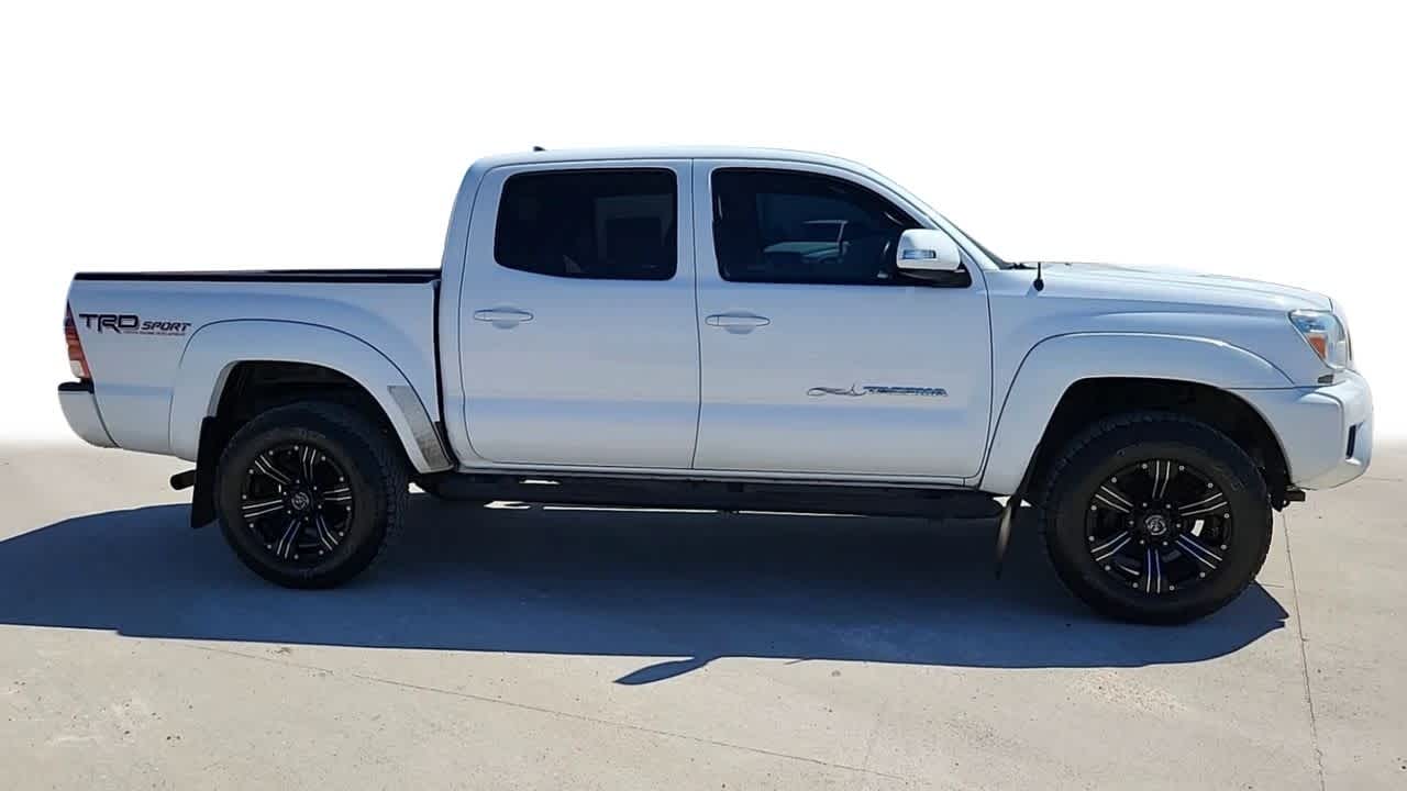 2015 Toyota Tacoma PreRunner 2WD Double Cab V6 AT 9