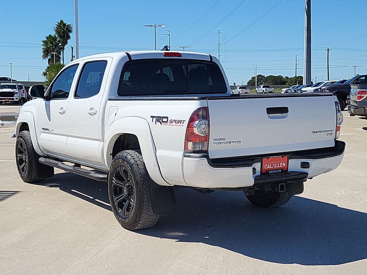 2015 Toyota Tacoma PreRunner 2WD Double Cab V6 AT 12