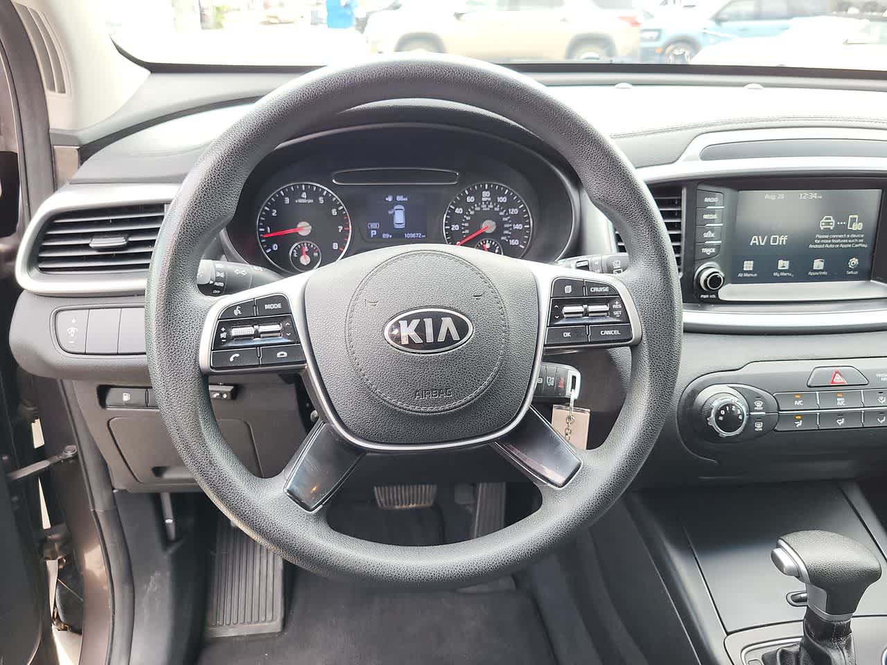 2020 Kia Sorento LX V6 23