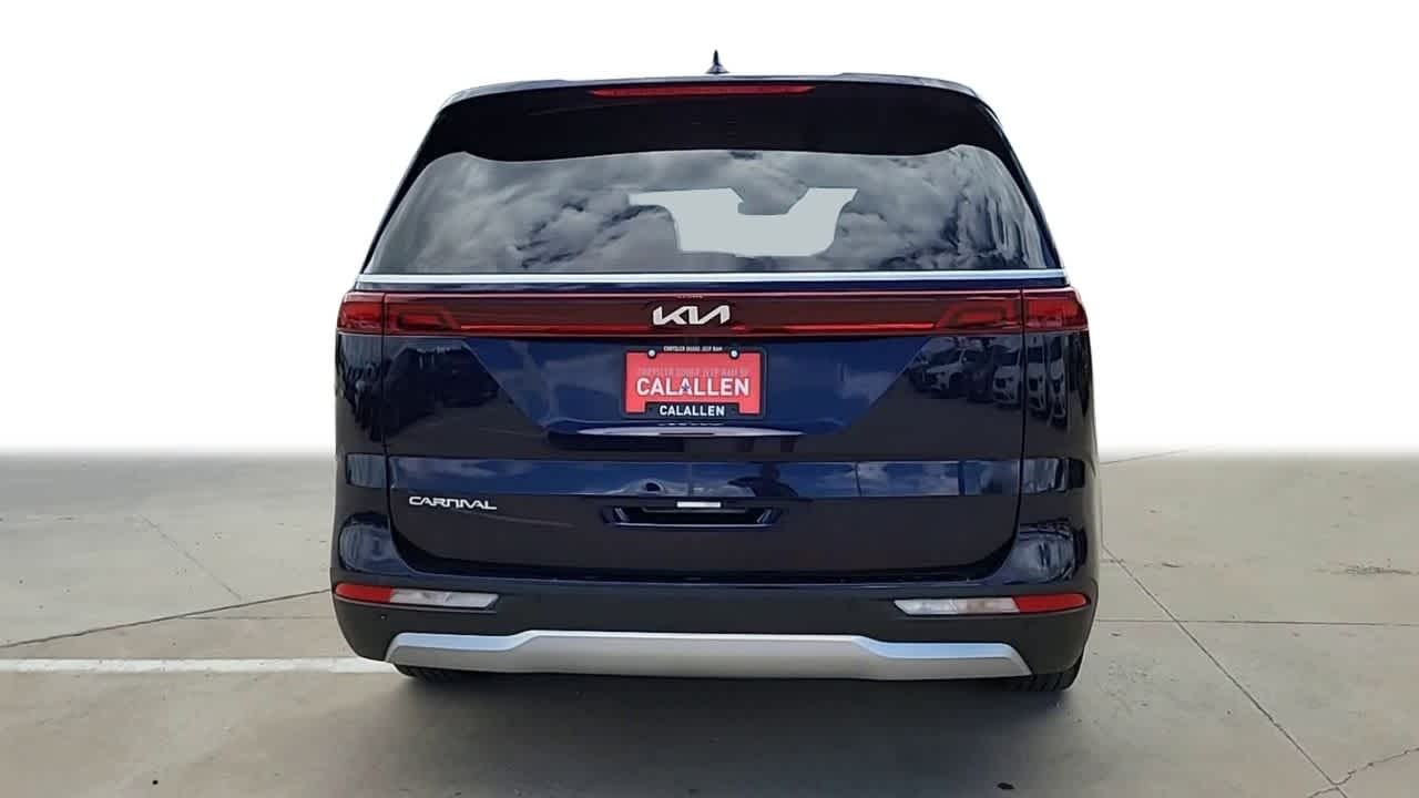 2024 Kia Carnival LX 7