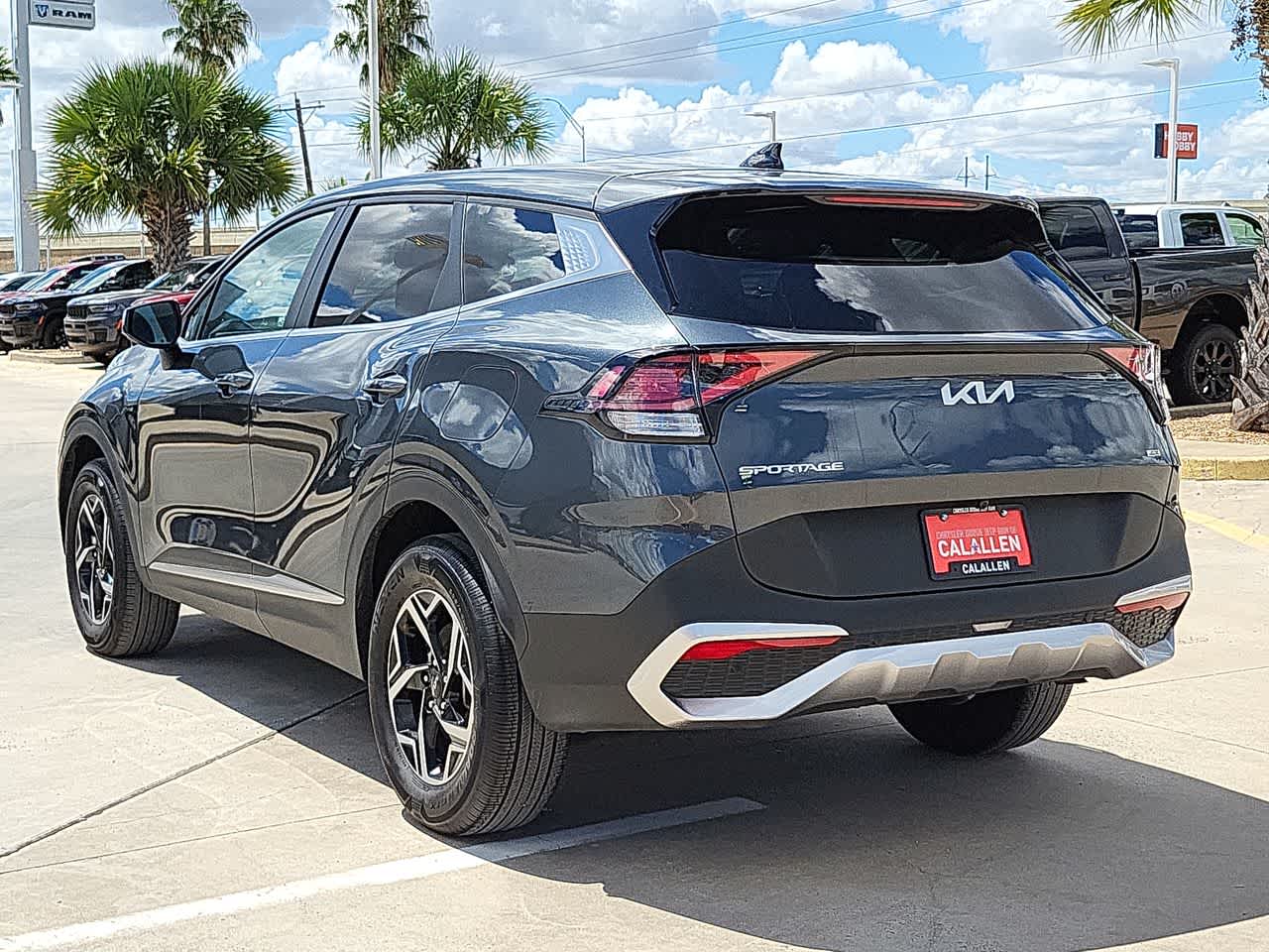 2023 Kia Sportage LX 12