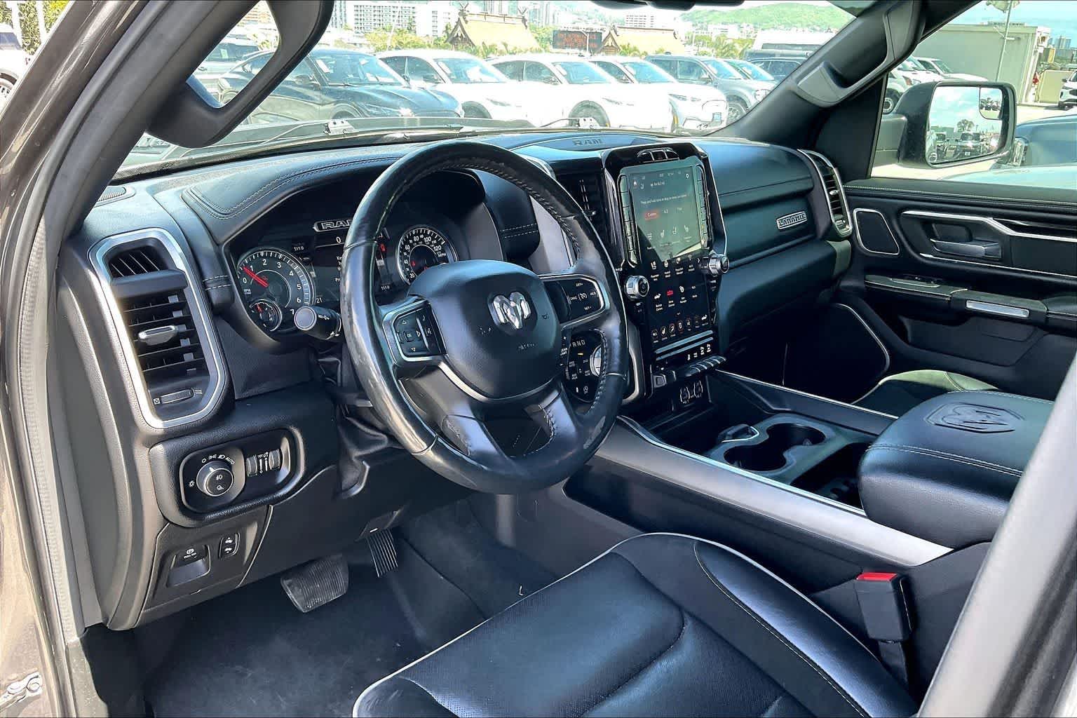 View vehicle photo 2