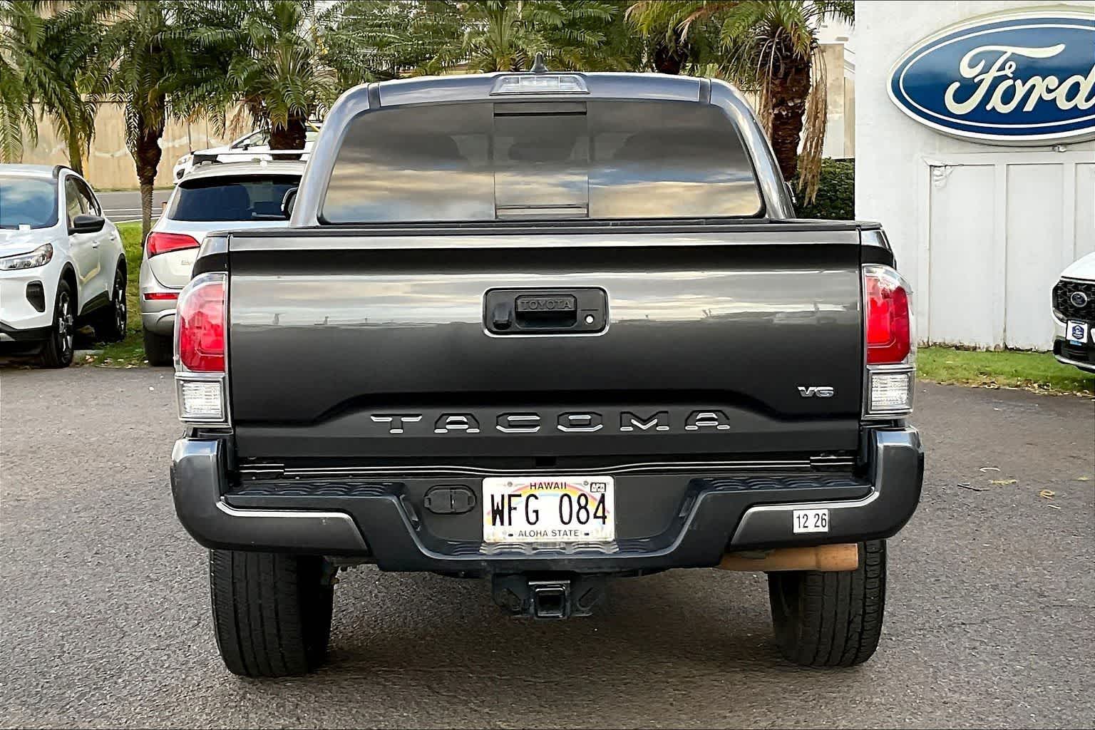 View vehicle photo 5