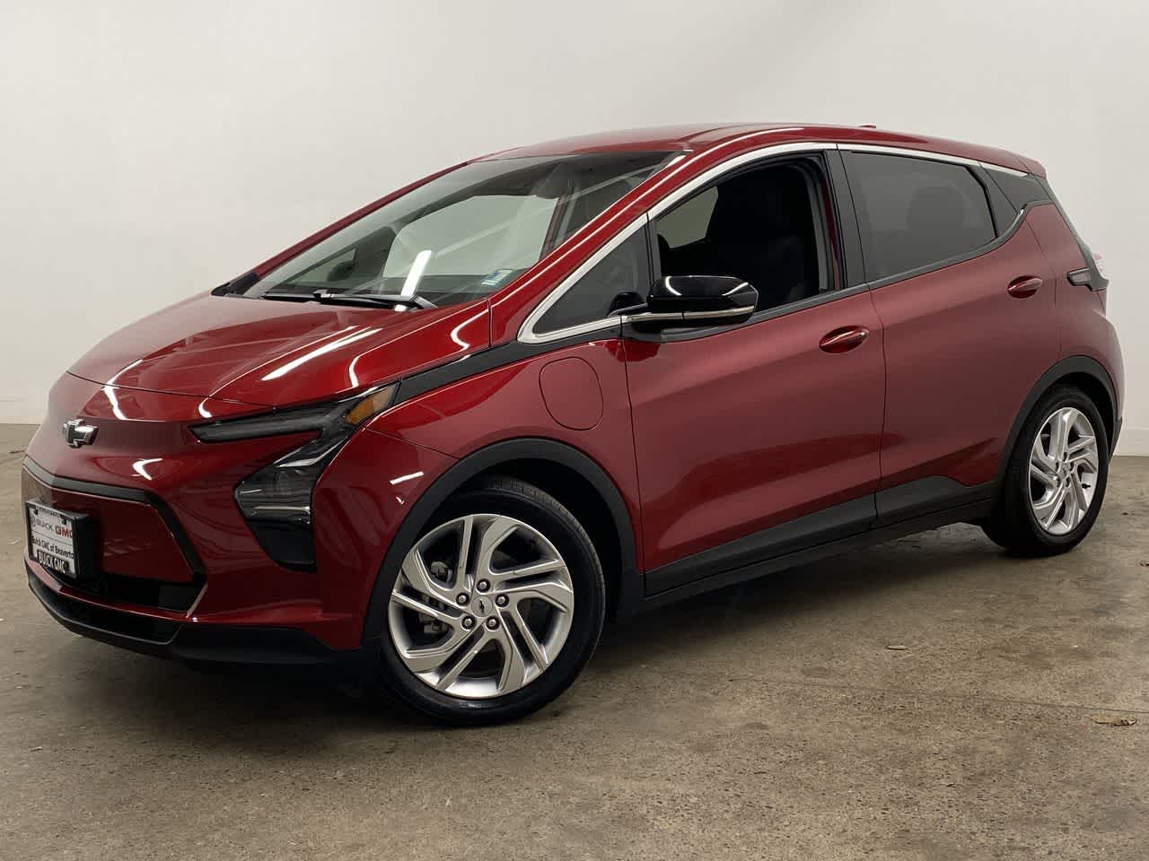 Cherry Red Tintcoat 2022 Chevrolet Bolt EV 1LT FWD Hatchback Front-Wheel Drive 1-Speed Automatic