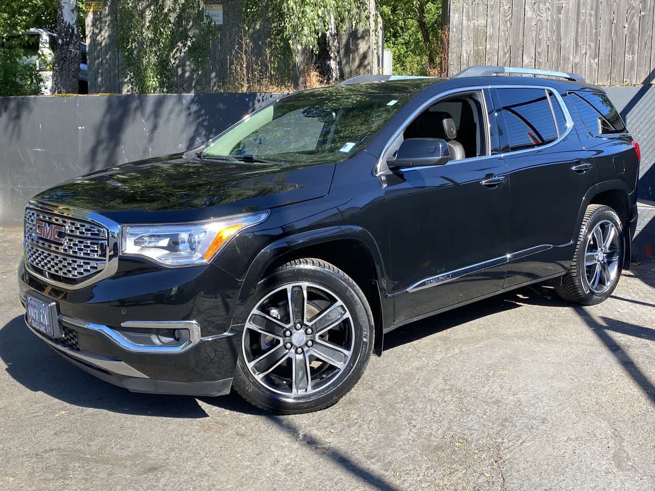 Black (Ebony Twilight Metallic) 2019 GMC Acadia SUV / Crossover Four-Wheel Drive 6-Speed Automatic