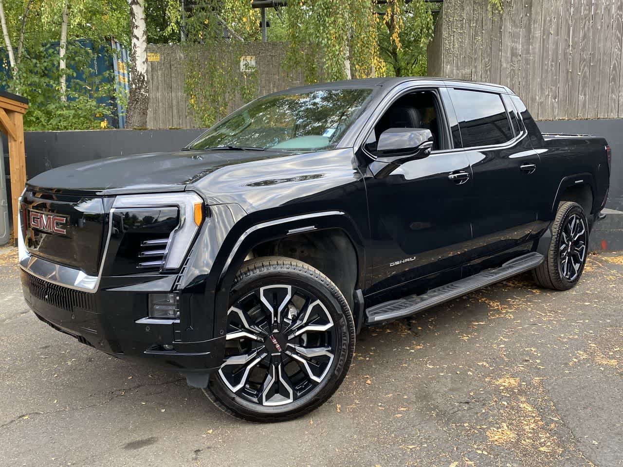 2026 GMC Sierra EV Denali Crew Cab (Max Range) e4WD