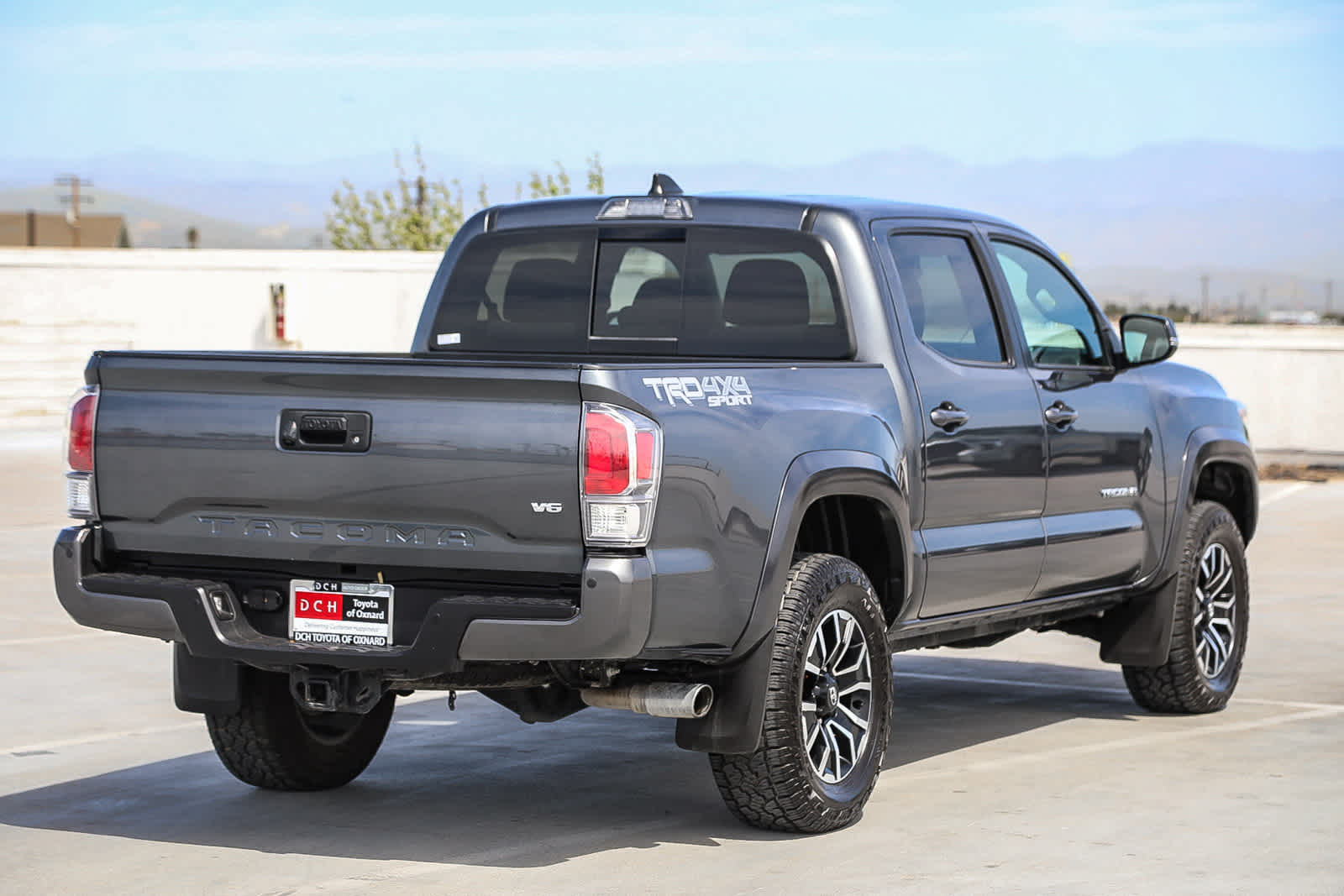 View vehicle photo 5