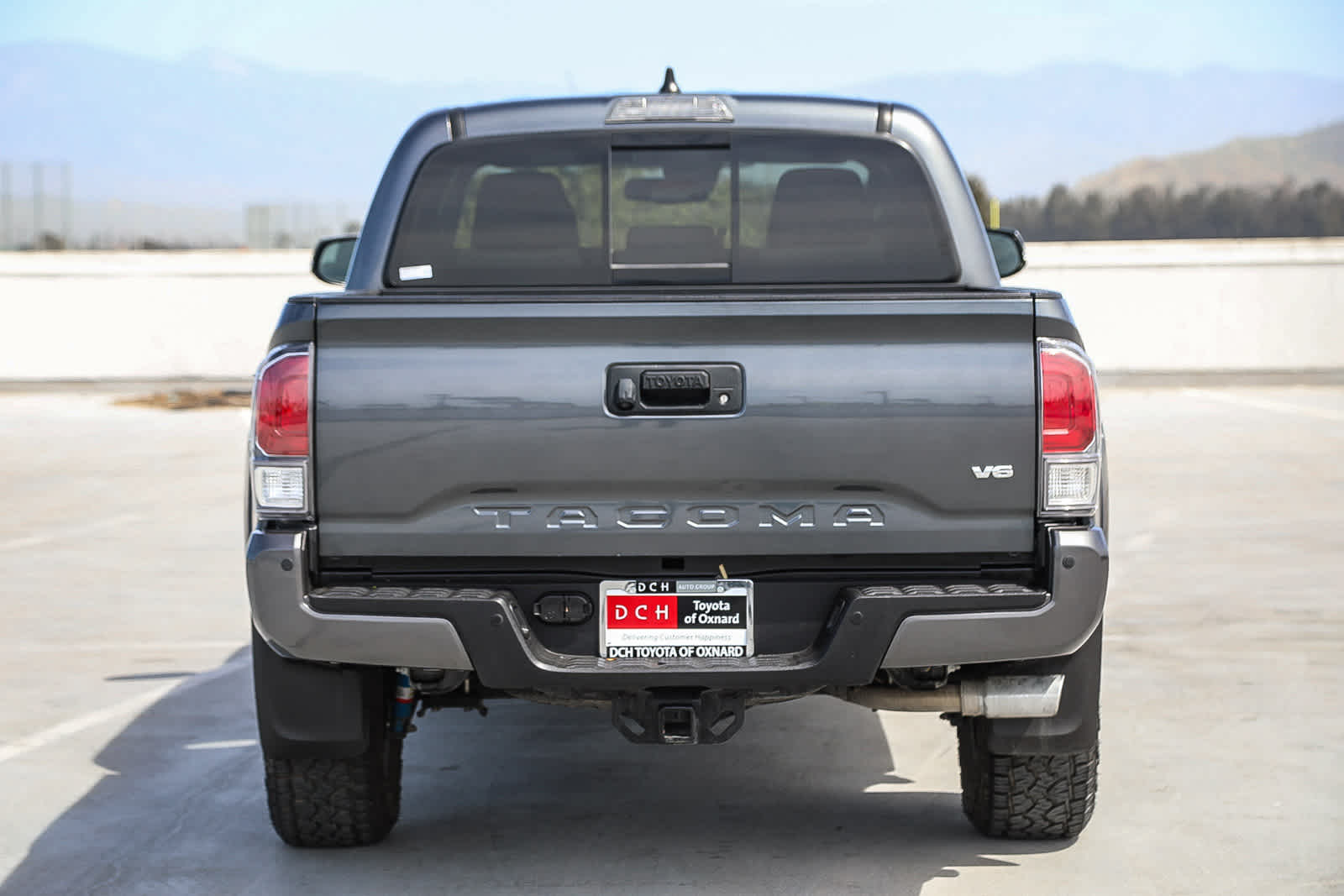 View vehicle photo 6