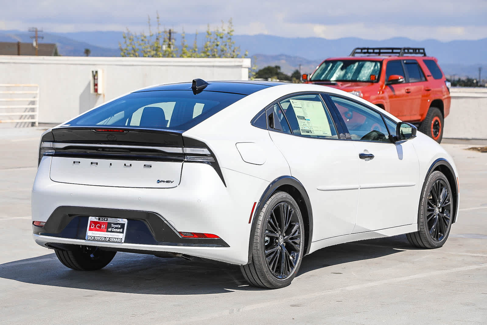 View vehicle photo 5