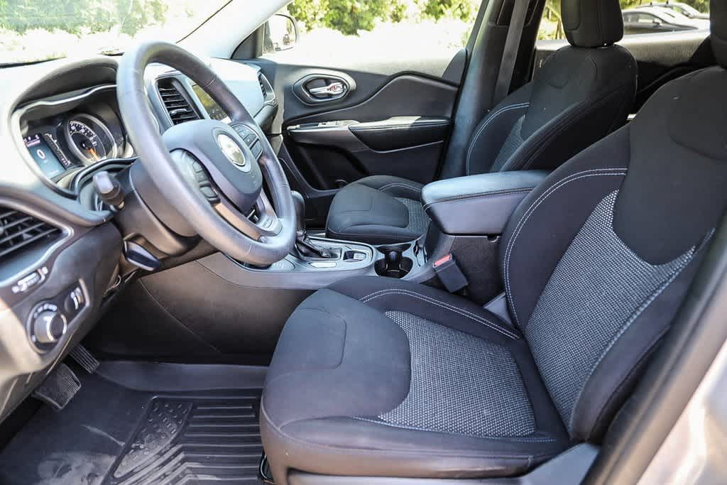 2020 Jeep Cherokee Latitude 16