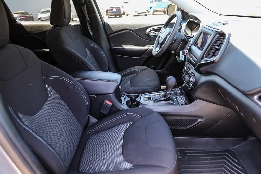 2020 Jeep Cherokee Latitude 15